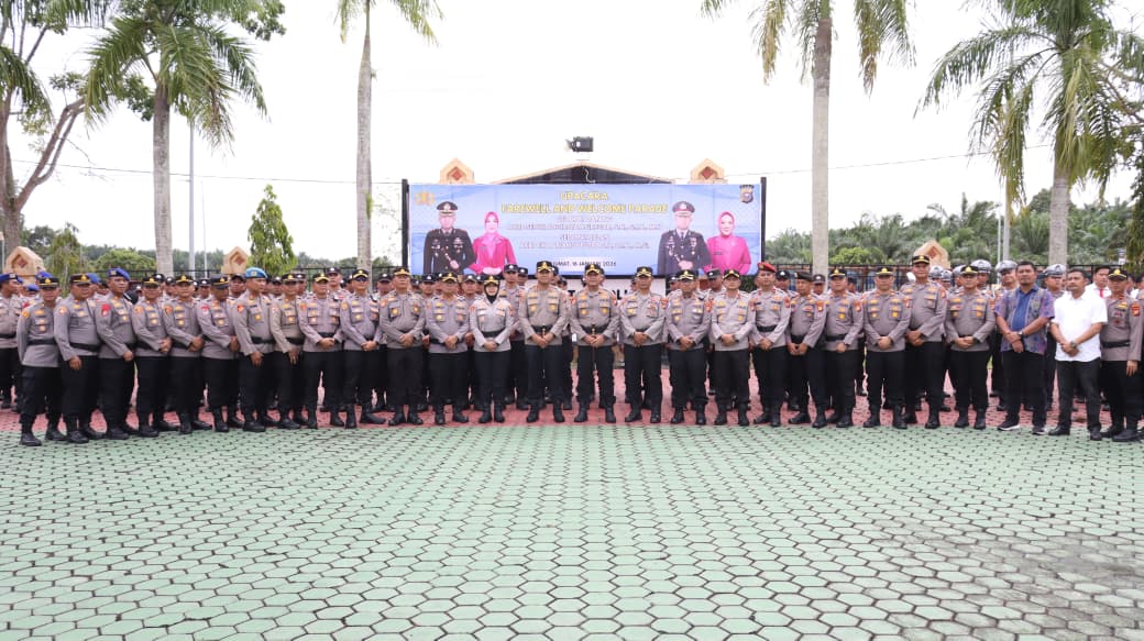 Serah Terima Jabatan Kapolres Siak, AKBP Eka Ariandy Putra Pamit, AKBP Sepuh Ade Irsyam Siregar Siap Mengemban Tugas Baru