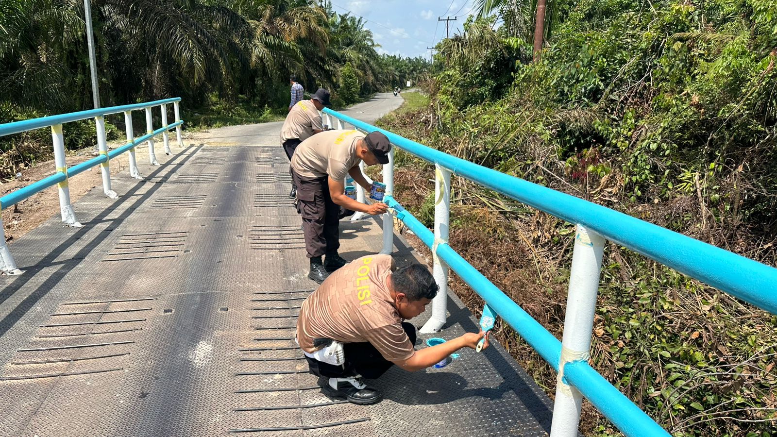 Satu Minggu Progres Renovasi Jembatan Merah Putih Presisi Polda Riau di Kabupaten Siak Capai Hingga 85 Persen