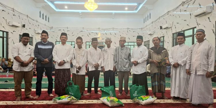 Safari Ramadhan Da’i Kamtibmas Polsek Kandis, Pererat Silaturahmi dan Salurkan Bantuan untuk Warga