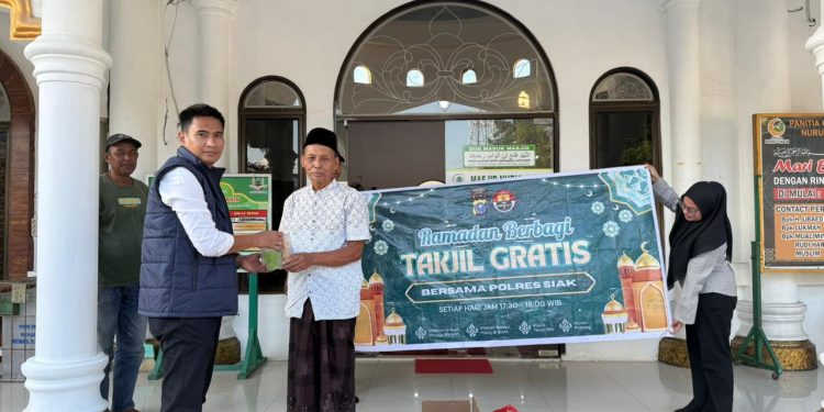 Polres Siak Tebar Kebaikan di Bulan Suci
